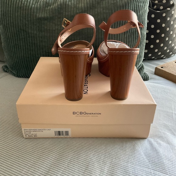 BCBGENERATION Sandal - Picture 10 of 13